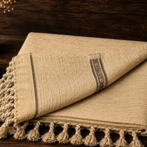 HOME vanilla wool shawl