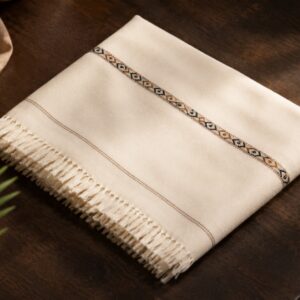 HOME premium men’s shawl – elegant ivory white